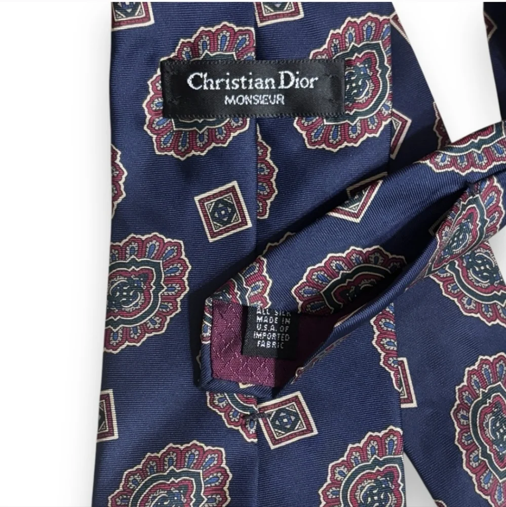 CHRISTIAN DIOR Tan & Dark Red Medallion Print Silk Tie VINTAGE
